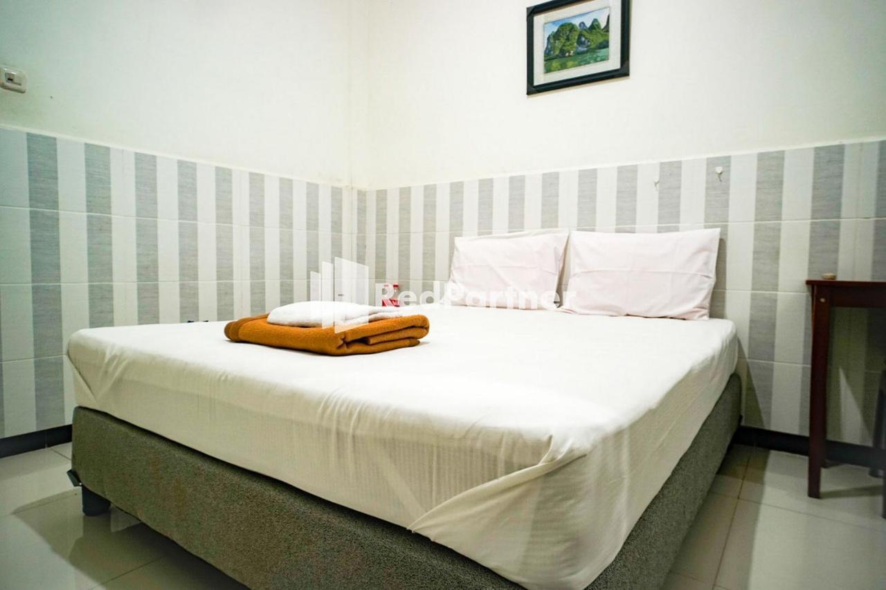 Hoki Homestay Redpartner Surabaya Exterior foto